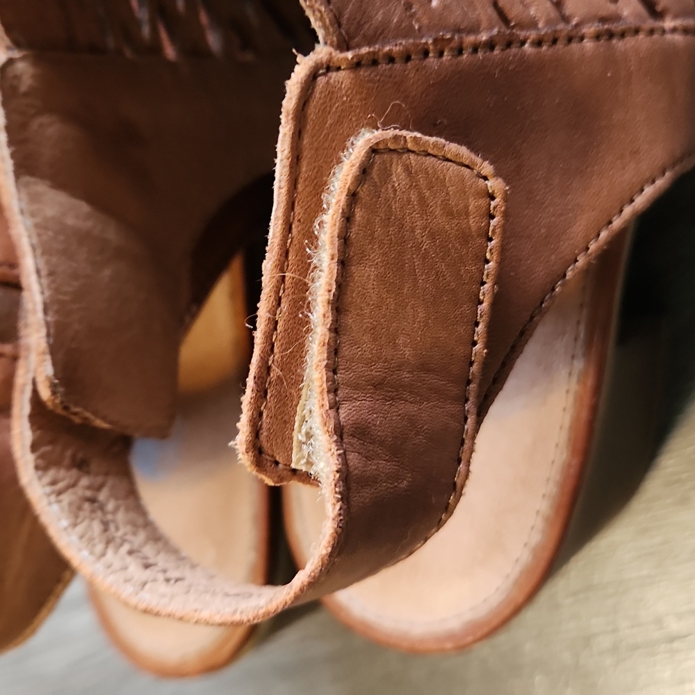 Remonte light brown perforated block heeled sandals, size 38 - Picture 6 of 12